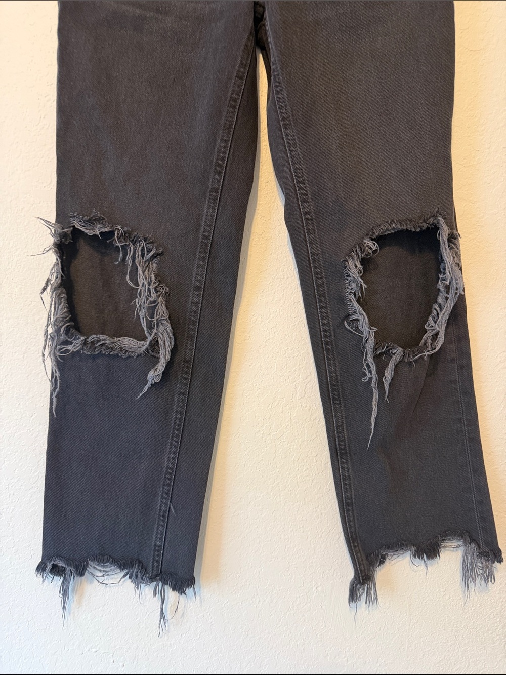 We The Free Maggie Black Distressed Straight-Leg Jeans - Picture 3 of 7